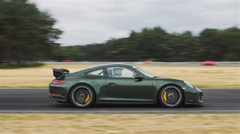 porsche 911 grün metallic